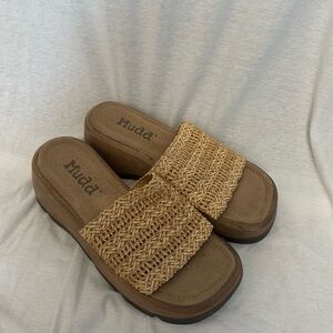 Y2K platform Mudd sandals.